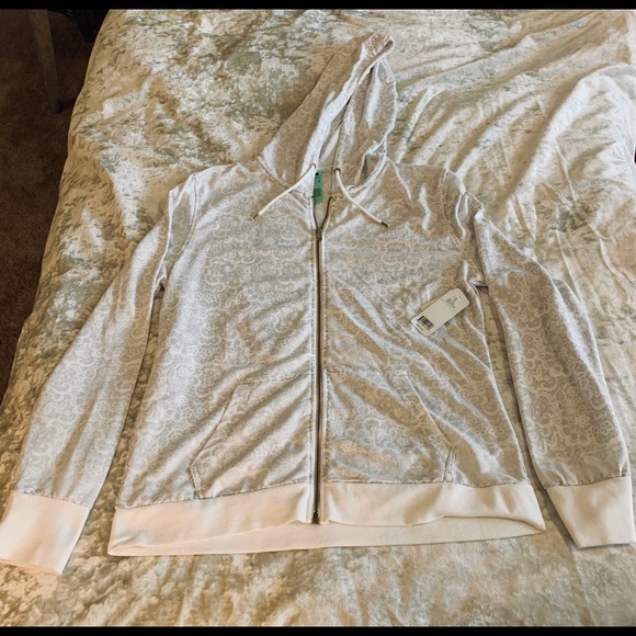 Honeydew NWT “Mrs” Hoodie in lace print size L - Picture 3 of 6